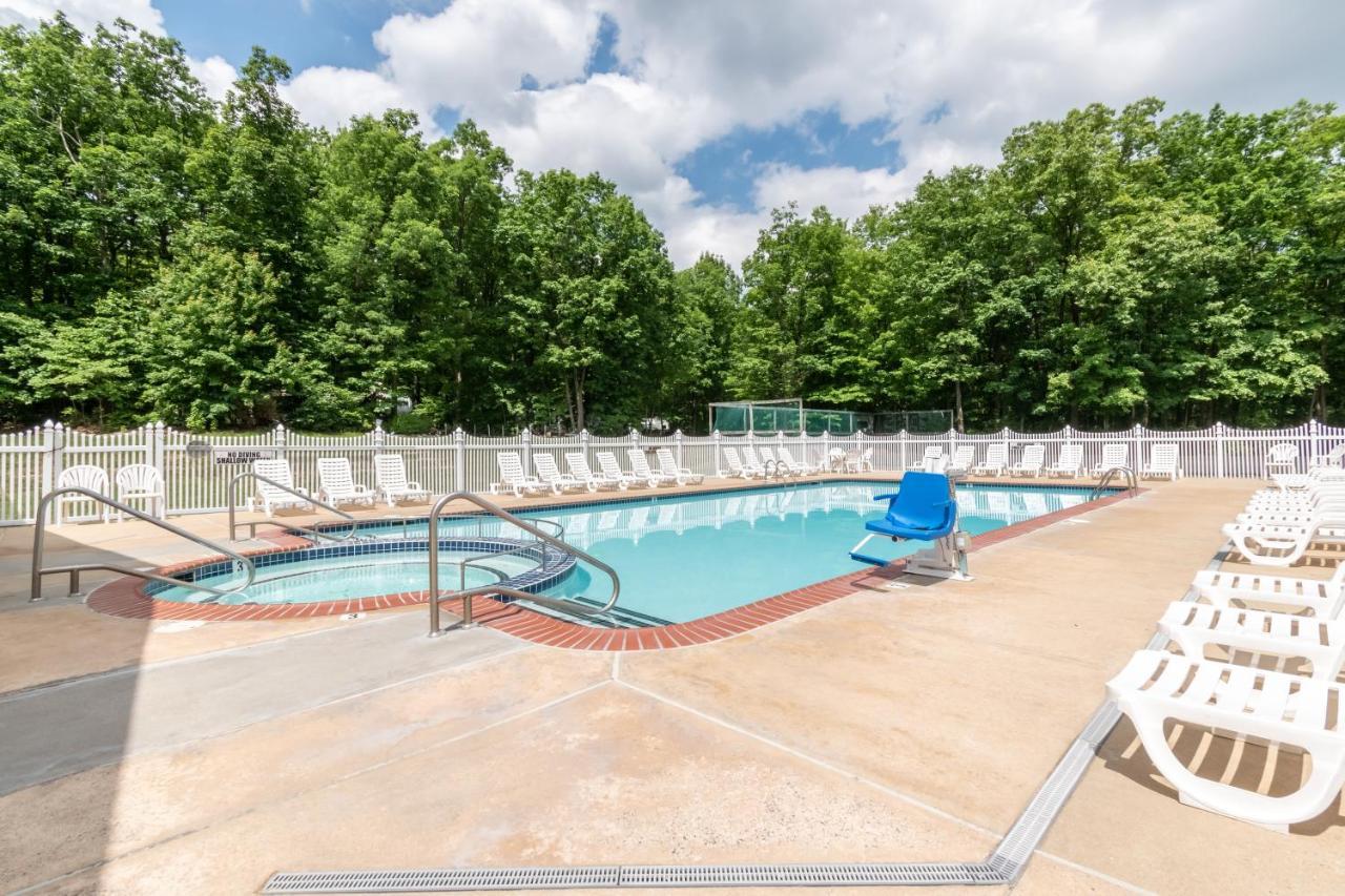 Spring Gulch Screened Park Model 6 *